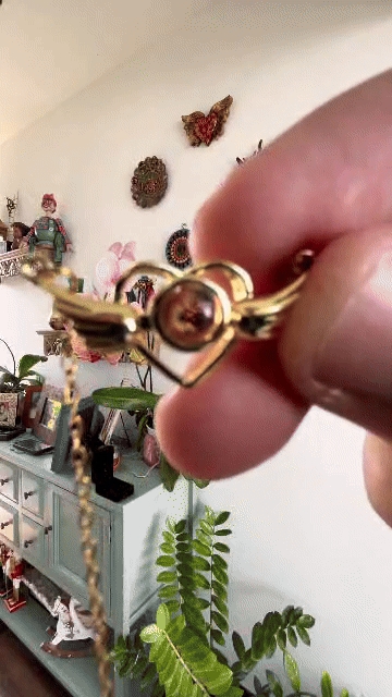 Collar con Recuerdo Proyectado